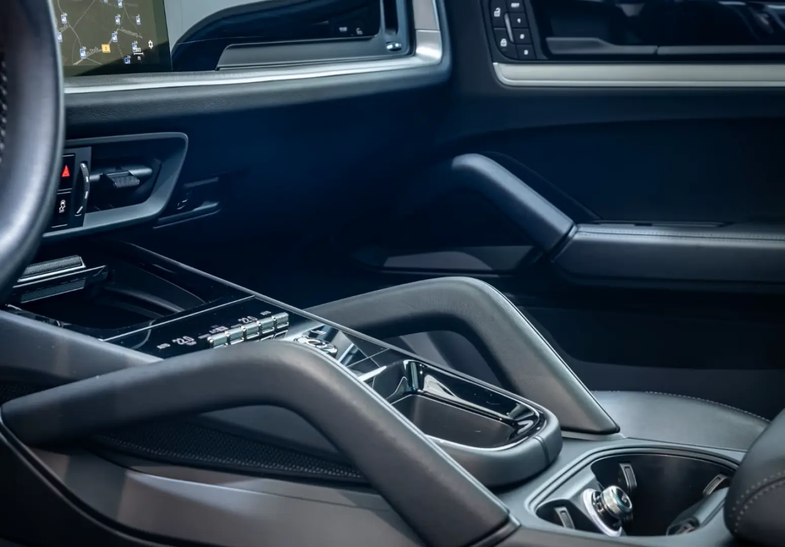 Porsche Cayenne E-Hybrid el. AHK InnoDrive Luft BOSE