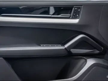 Porsche Cayenne E-Hybrid el. AHK InnoDrive Luft BOSE