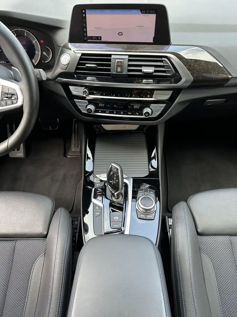 X3 xDrive30d M-Sport NAV LED AHK PANO HUD ACC PP