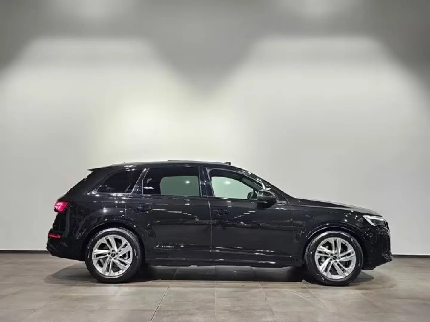 Audi Q7 50 TDI S Line Black 7Sitz Pano Matrix