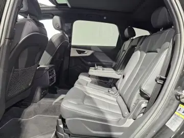 Audi Q7 50 TDI S Line Black 7Sitz Pano Matrix