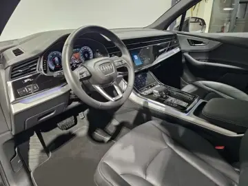 Audi Q7 50 TDI S Line Black 7Sitz Pano Matrix