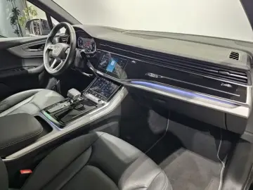Audi Q7 50 TDI S Line Black 7Sitz Pano Matrix