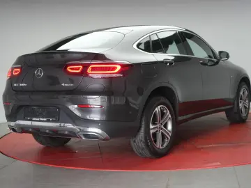 GLC 300 e 4Matic 9G-Tronic Navi Leder Temp Kamer