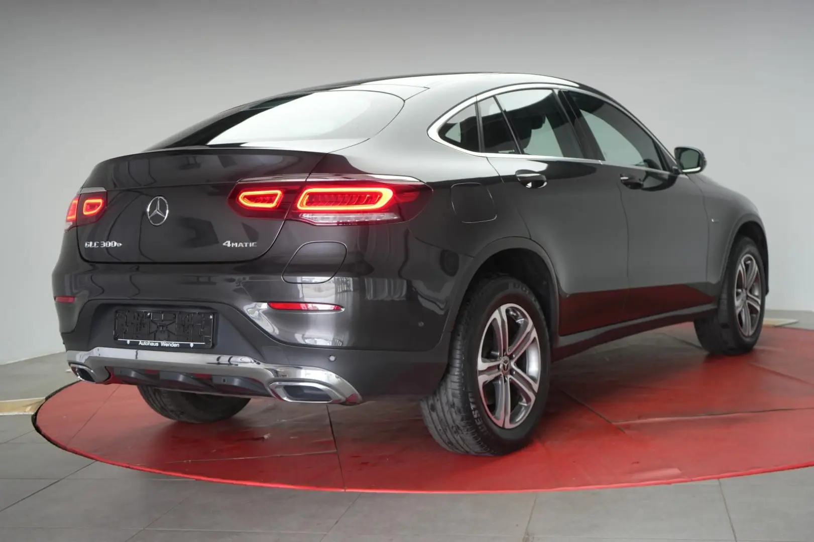 GLC 300 e 4Matic 9G-Tronic Navi Leder Temp Kamer