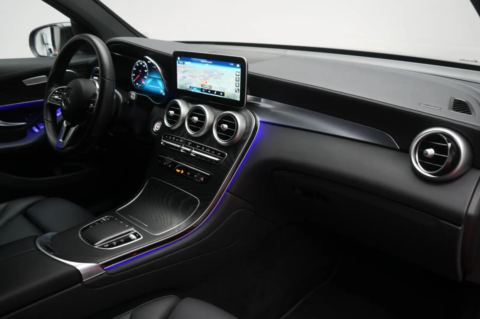 GLC 300 e 4Matic 9G-Tronic Navi Leder Temp Kamer