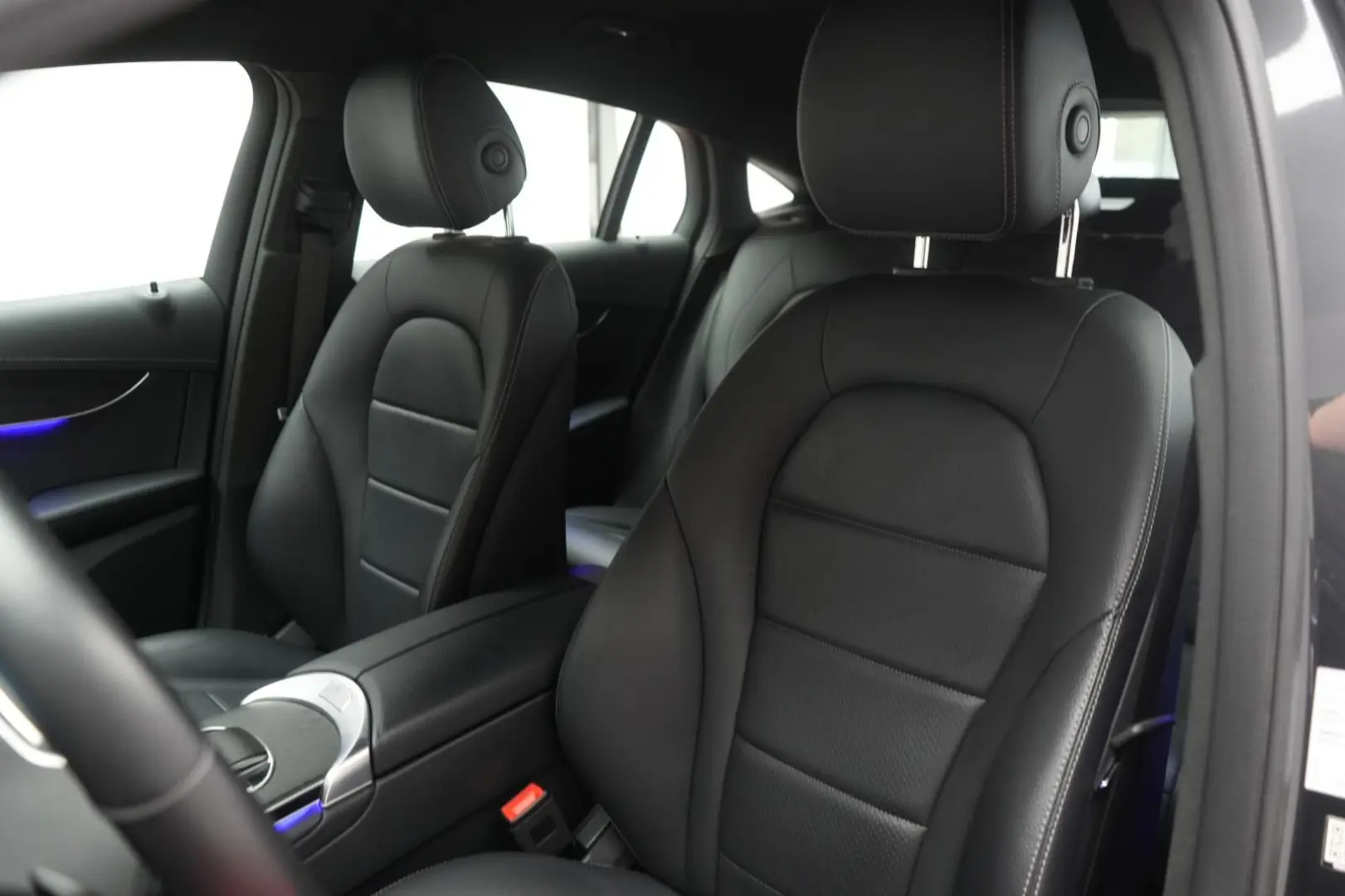 GLC 300 e 4Matic 9G-Tronic Navi Leder Temp Kamer