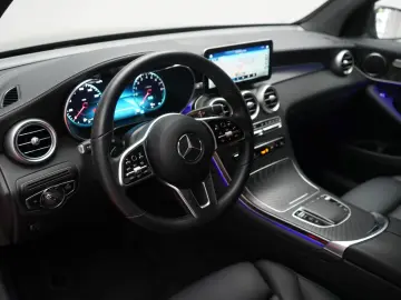 GLC 300 e 4Matic 9G-Tronic Navi Leder Temp Kamer