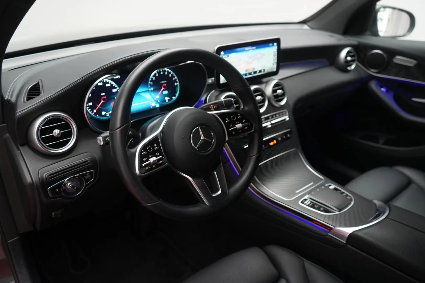 GLC 300 e 4Matic 9G-Tronic Navi Leder Temp Kamer