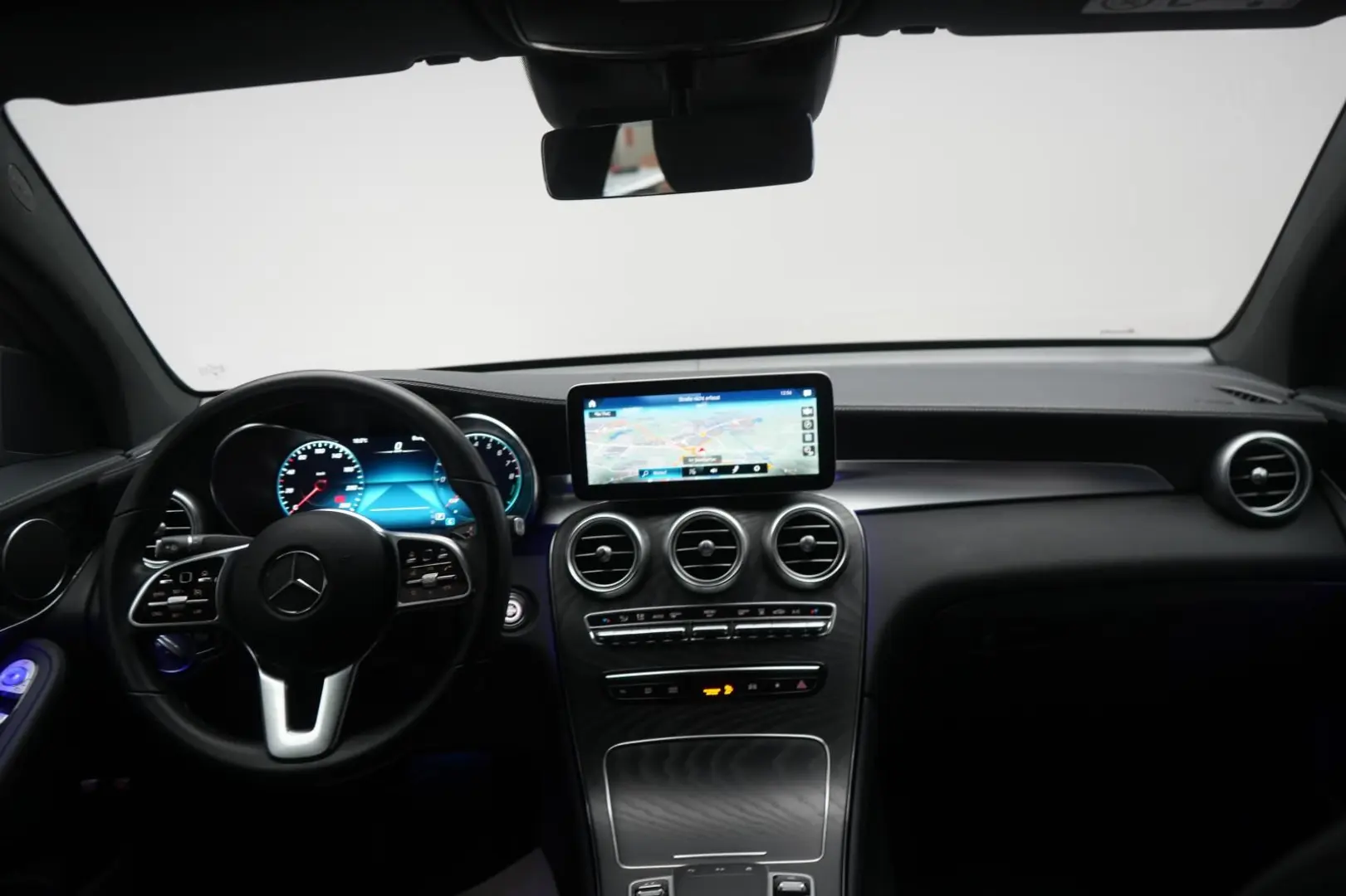 GLC 300 e 4Matic 9G-Tronic Navi Leder Temp Kamer