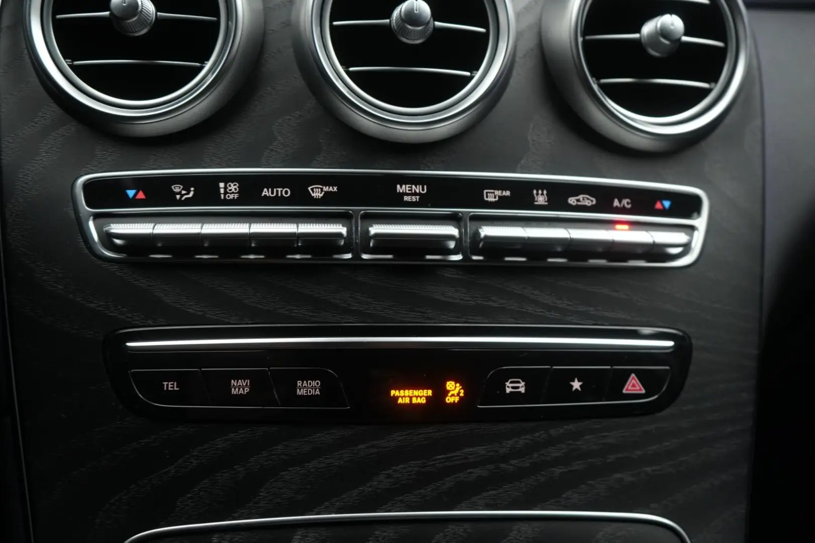 GLC 300 e 4Matic 9G-Tronic Navi Leder Temp Kamer