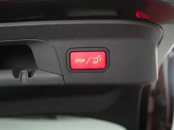 GLC 300 e 4Matic 9G-Tronic Navi Leder Temp Kamer