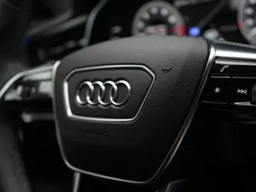A6 50 TFSI e quattro S line RS Sitze ACC Kamera