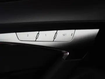 A6 50 TFSI e quattro S line RS Sitze ACC Kamera