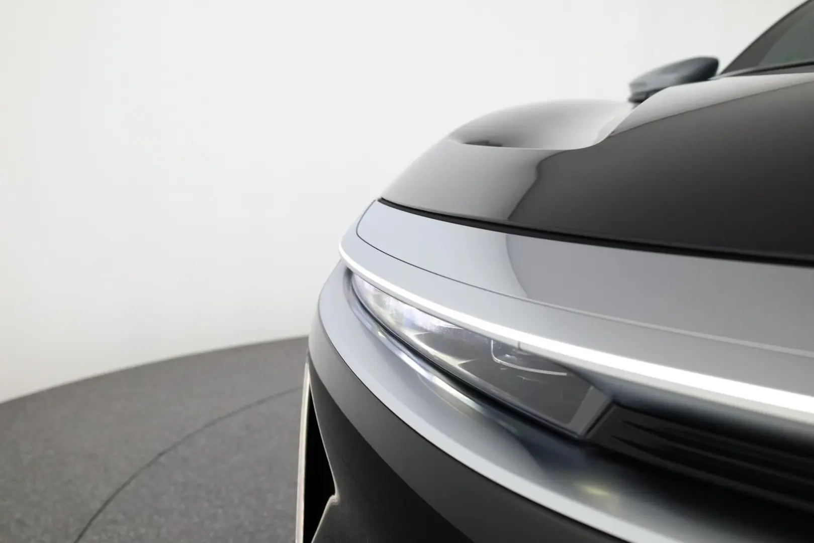 Lucid Air Grand Touring Pano Drive&Sound Pro 21