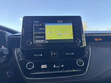 Toyota Corolla 1.8 HSD Dynamic
