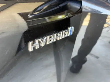 Toyota Corolla 1.8 HSD Dynamic