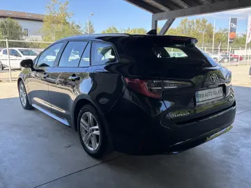 Toyota Corolla 1.8 HSD Dynamic