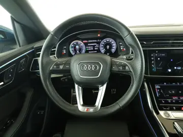 Q8 55 TFSIe quattro  HYBRID Pano AHK Matrix B&O