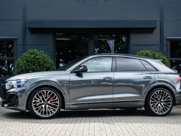 Q8 60 TFSI e quattro Pro Line S Competition