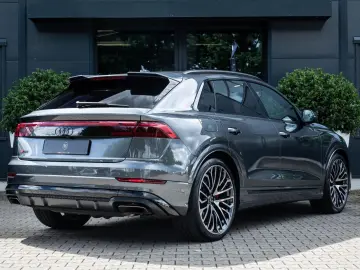 Q8 60 TFSI e quattro Pro Line S Competition