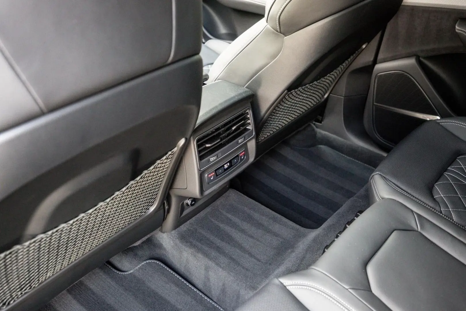 Q8 60 TFSI e quattro Pro Line S Competition