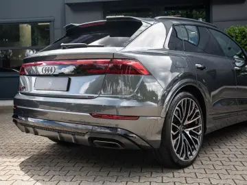 Q8 60 TFSI e quattro Pro Line S Competition