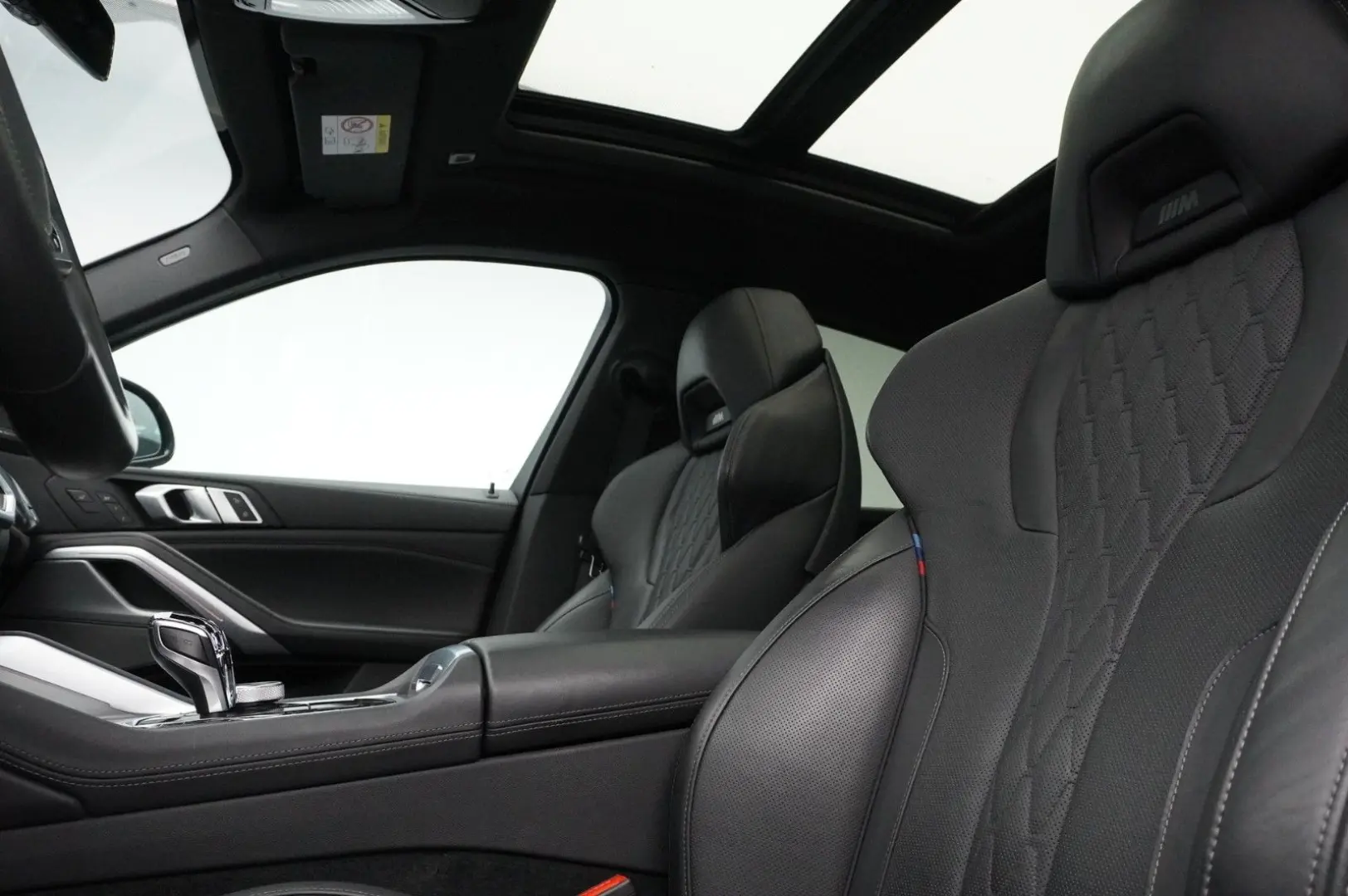 X6 xDrive40d - M Seats  H K  Sky Lounge  IAS
