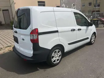 Transit Courier Trend 41000 Km Klima Schiebetür