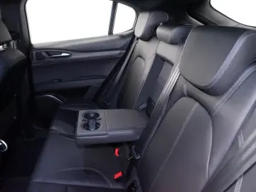 Stelvio 2.0 Turbo TI Q4 AT8 Kamera Memory ACC Bi