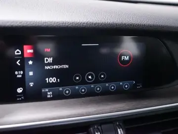 Stelvio 2.0 Turbo TI Q4 AT8 Kamera Memory ACC Bi