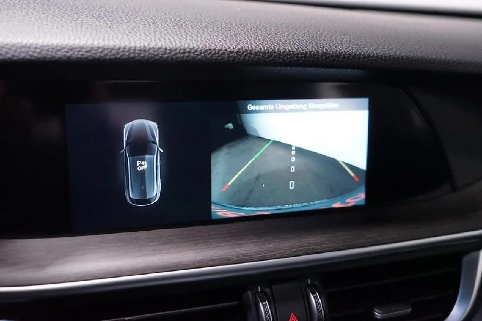 Stelvio 2.0 Turbo TI Q4 AT8 Kamera Memory ACC Bi