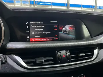 Stelvio Veloce Q4 Sport Harman Kardon Leder ACC
