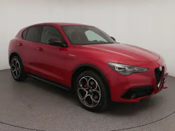 Stelvio Q4 Veloce ACC harman Leder elSitz Nav SH