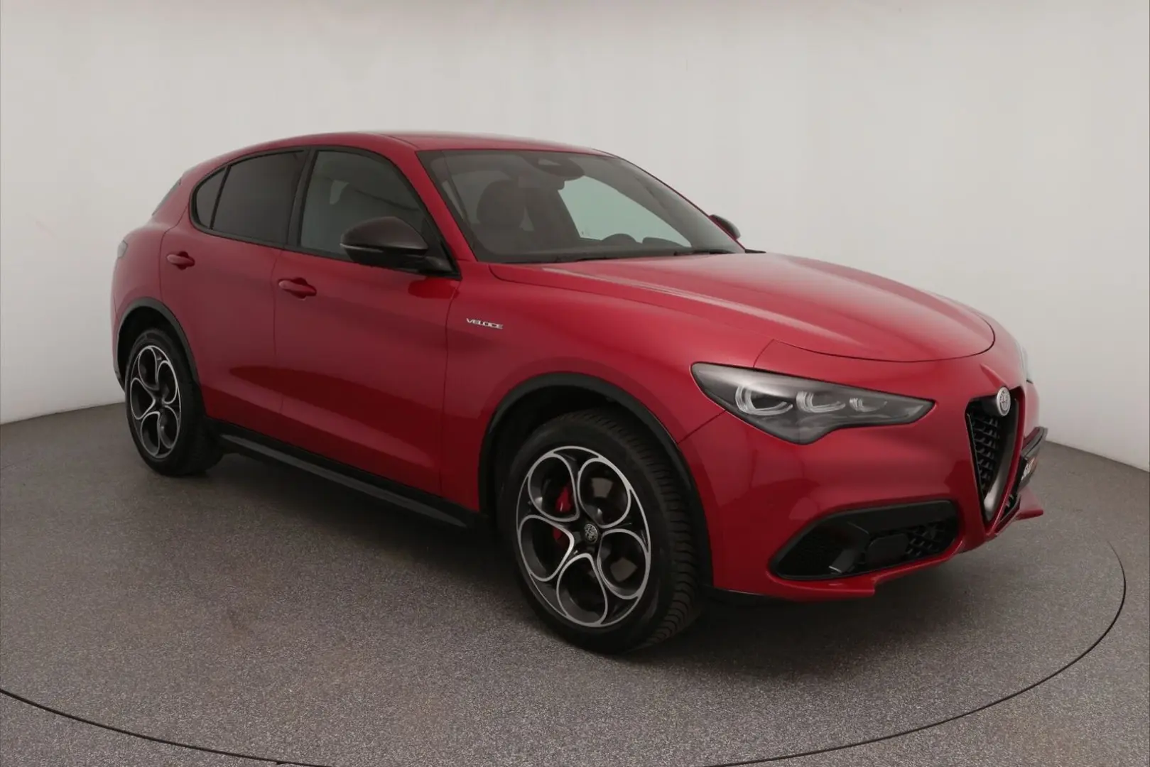 Stelvio Q4 Veloce ACC harman Leder elSitz Nav SH