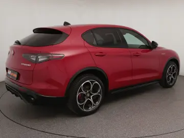Stelvio Q4 Veloce ACC harman Leder elSitz Nav SH