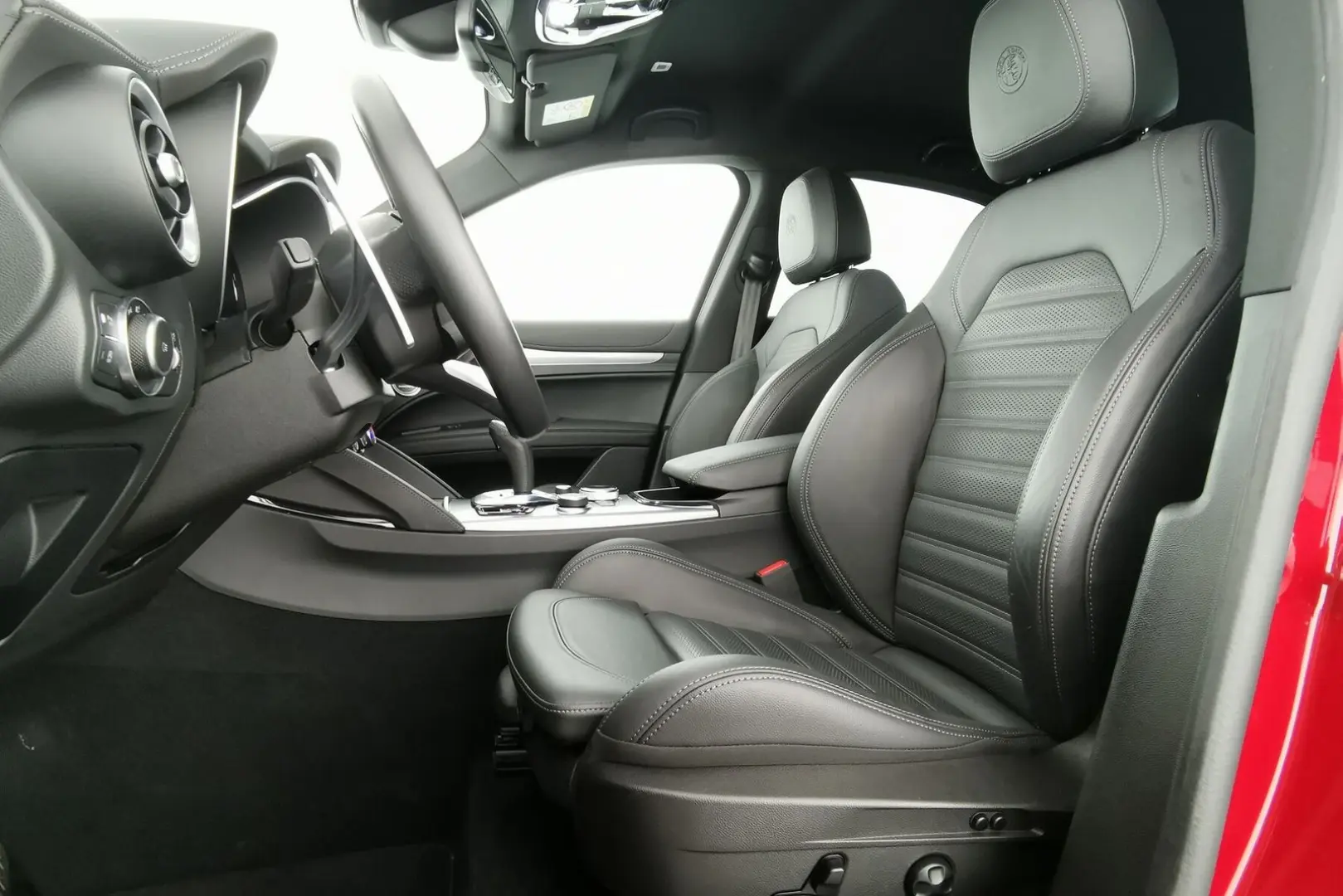 Stelvio Q4 Veloce ACC harman Leder elSitz Nav SH