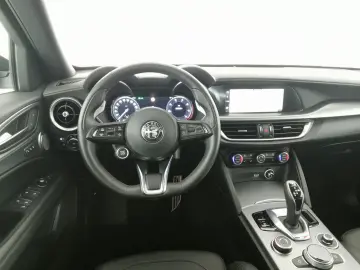 Stelvio Q4 Veloce ACC harman Leder elSitz Nav SH