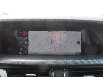 Stelvio Veloce Q4 2.0 280PS  AHK