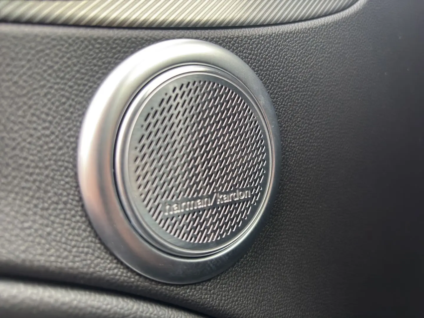 Stelvio Veloce Q4 2.0 PDC KAMERA NAVI CARPLAY SH