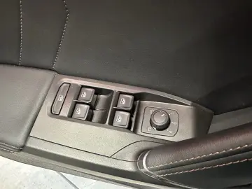 Formentor VZ 2 0TSI DSG 4Drive AHK Pano Matrix D