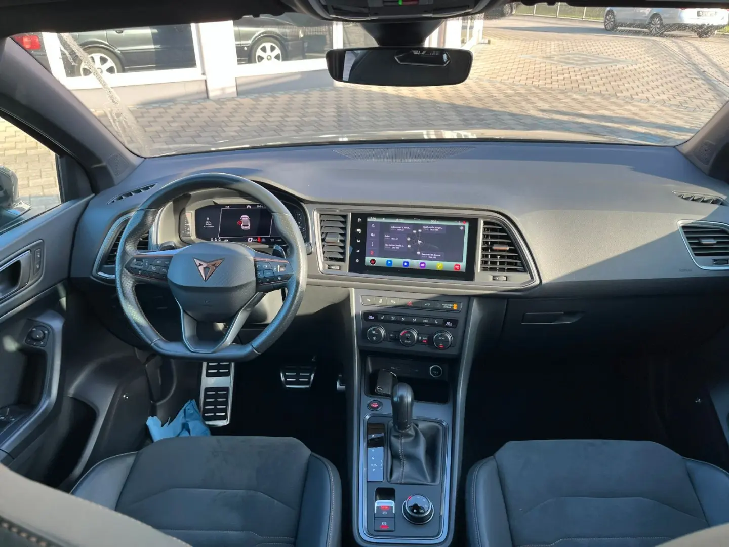 Ateca 2.0 TSI 4Drive DSG AHK 360` ACC