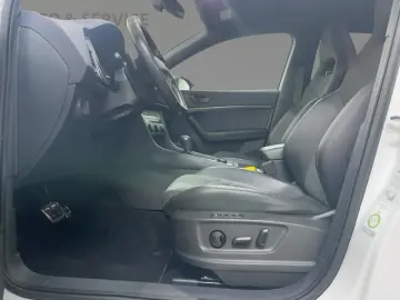 Ateca 2.0 TSI 4Drive DSG  LED ACC SPUR AHK NAVI