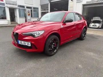 Stelvio Quadrifoglio Q4 2 9 V6