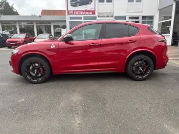 Stelvio Quadrifoglio Q4 2 9 V6