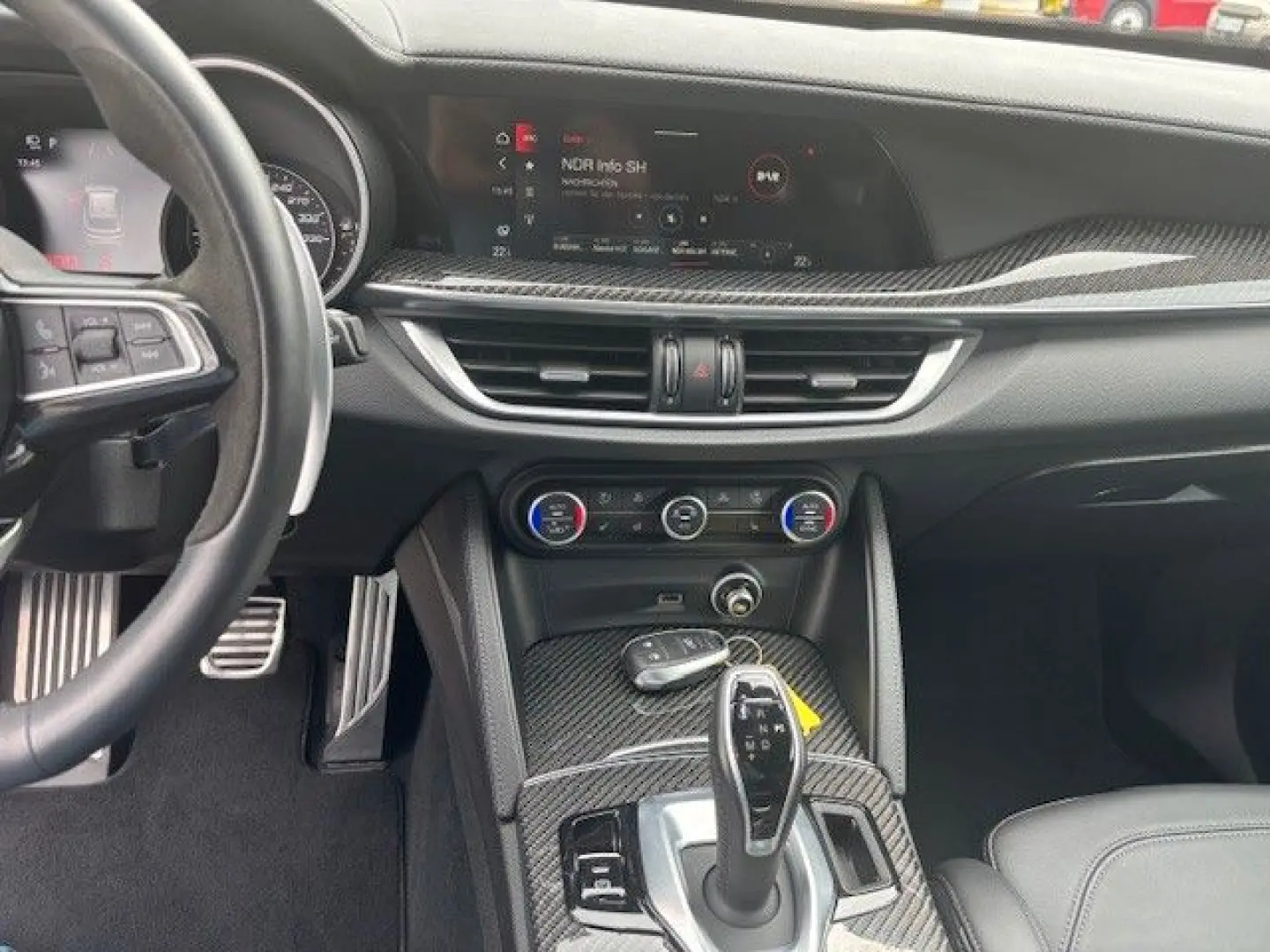 Stelvio Quadrifoglio Q4 2 9 V6