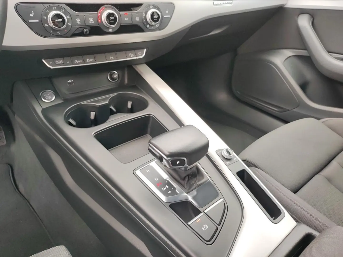 A4 allroad 45 TFSI qu. S tronic  AHK NAV  SHZ