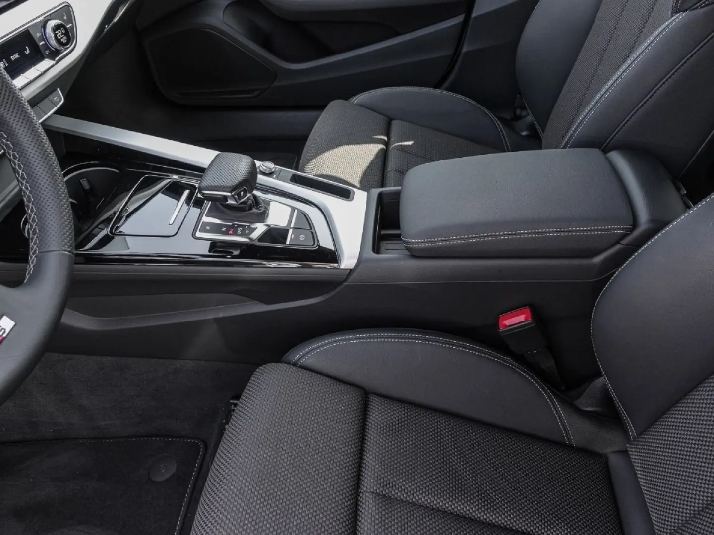 A4 Limousine S line 40 TFSI 150(204) S tronic He
