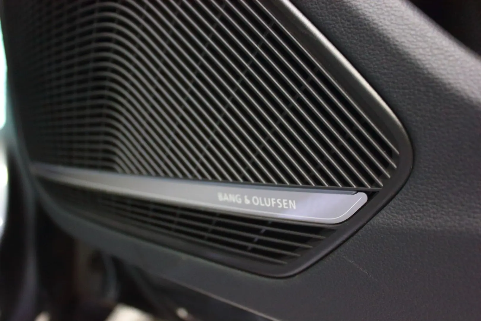 A5 40 TDI S-Tr. Qua. Sportback~3x S-LINE U´FREI