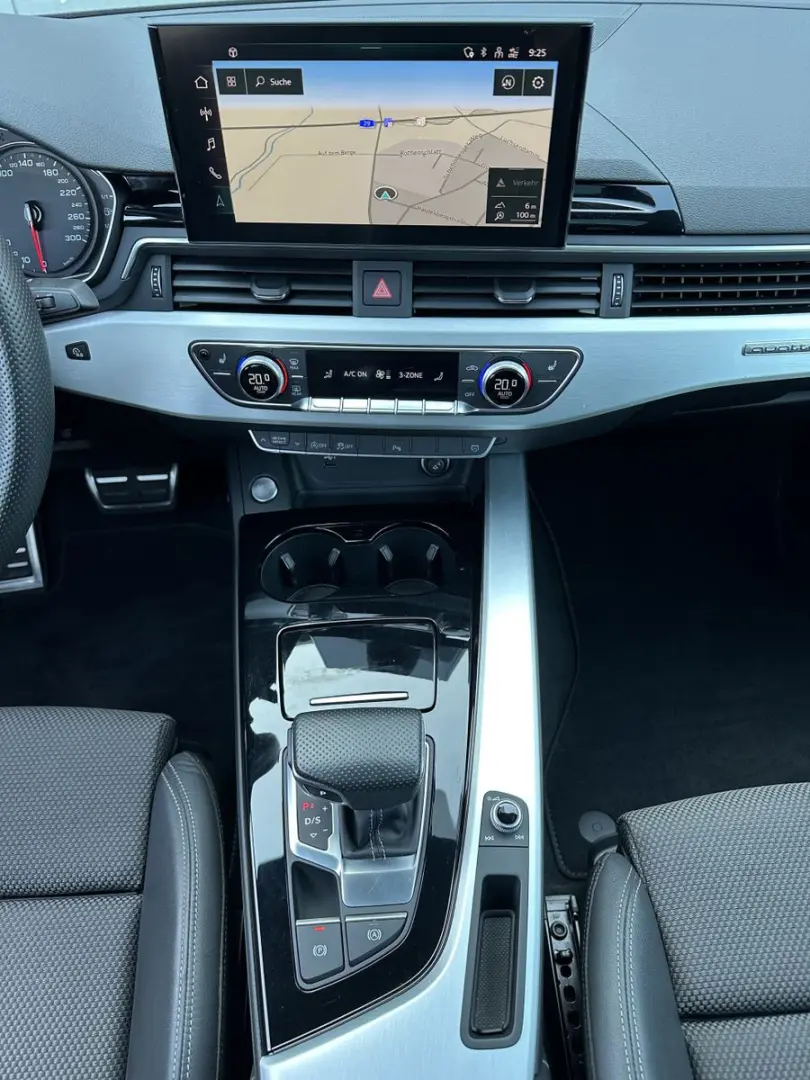 A5 SpB 40 TFSI Qu S-Line Black NAV LED PANO 20ZO